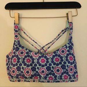 Lululemon Sports Bra top
